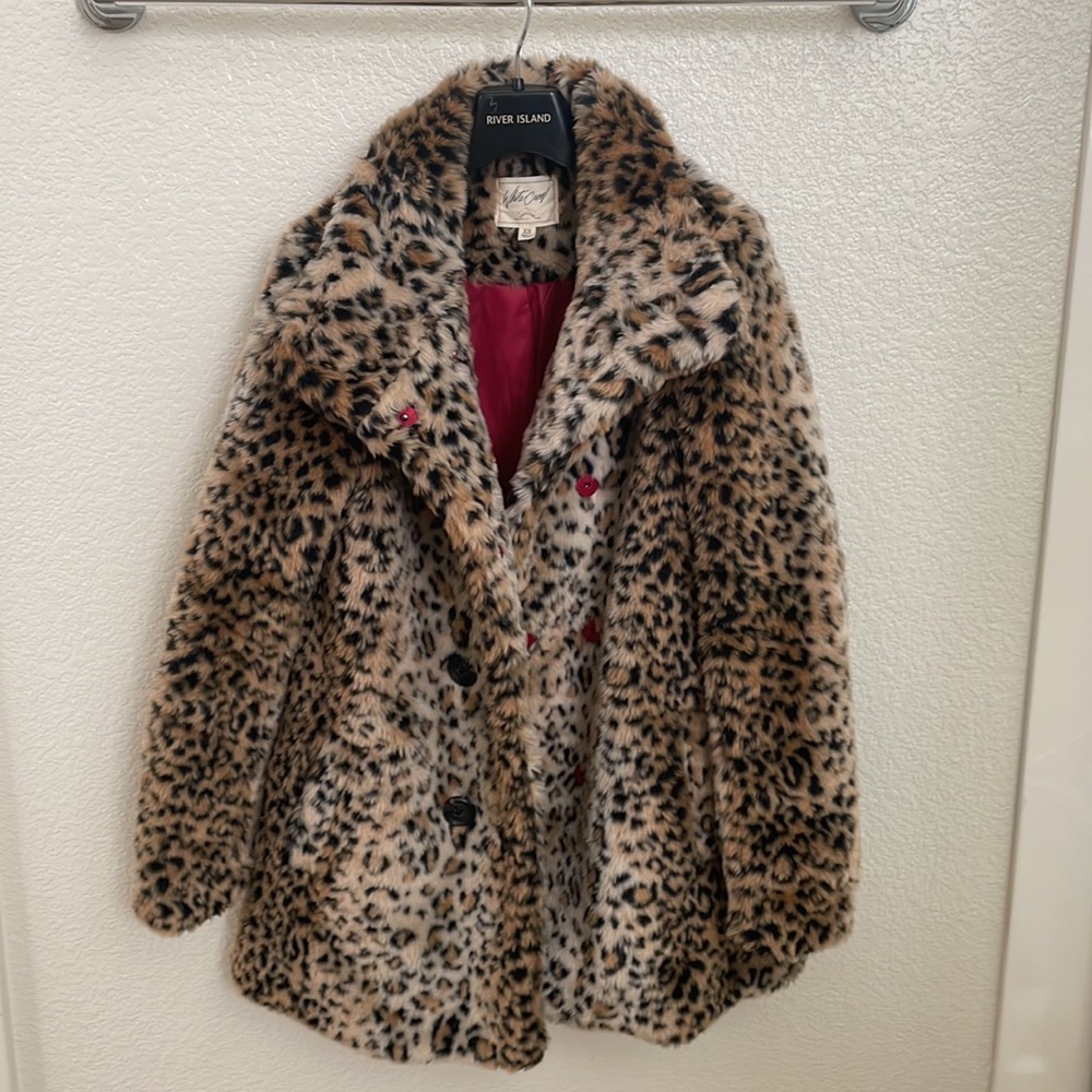 Fuzzy leopard coat jacket - XS